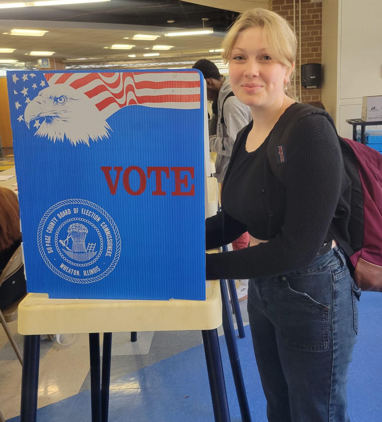 Willowbrook hosts mock election to engage students in Democratic process