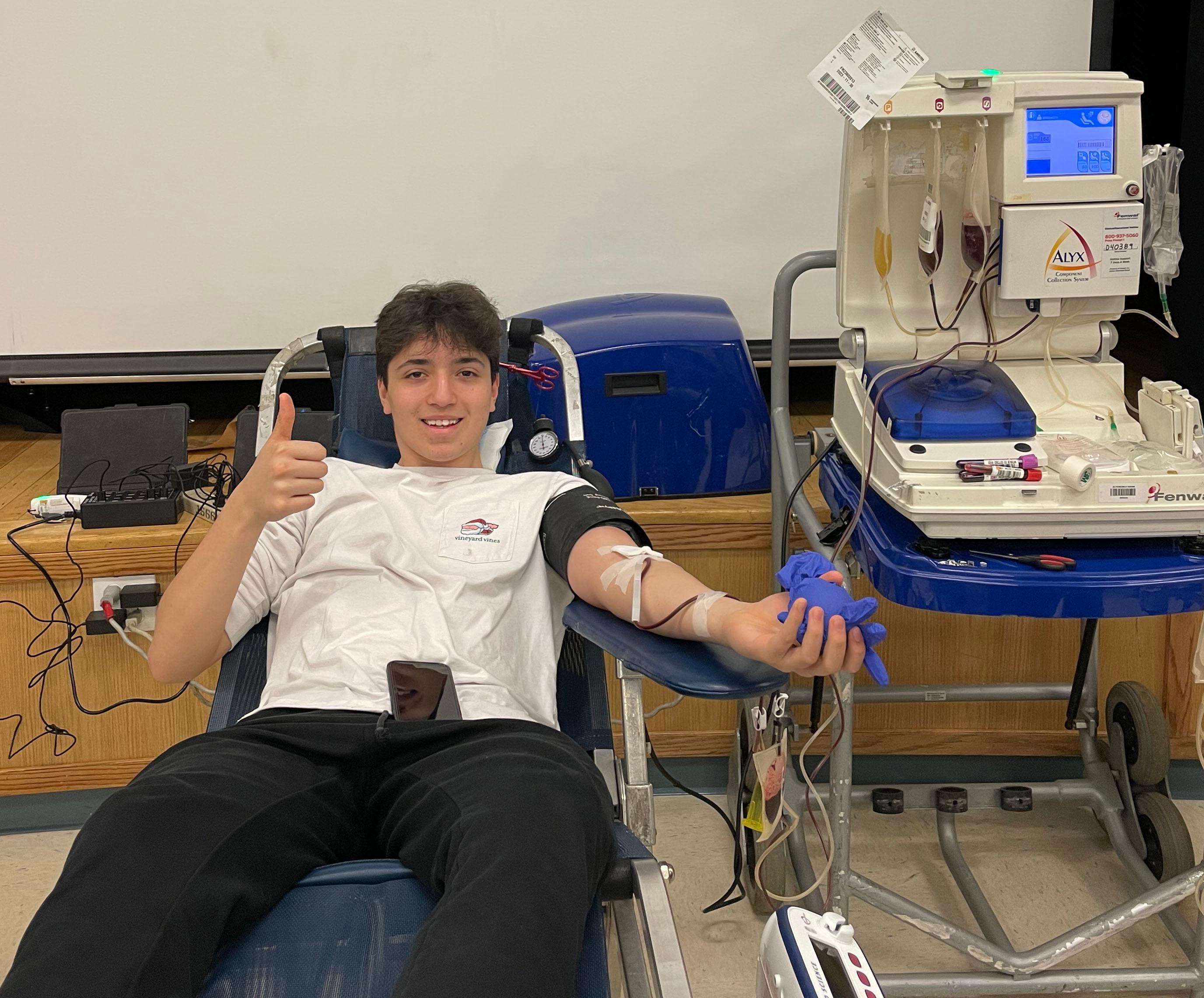 Willowbrook Student Council hosts blood drive for Vitalant