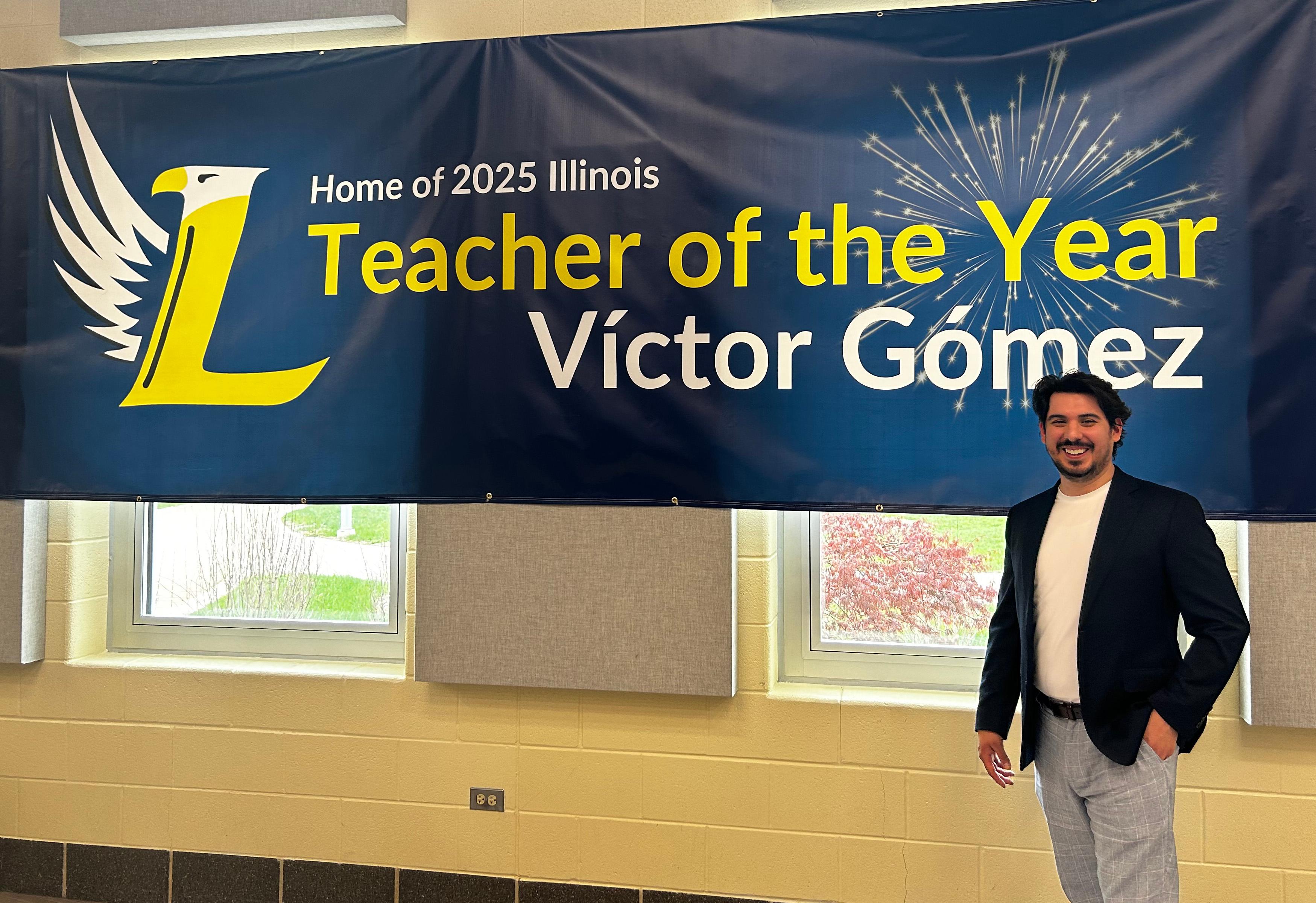 Addison Trail alumnus named ISBE 2025 Illinois Teacher of the Year