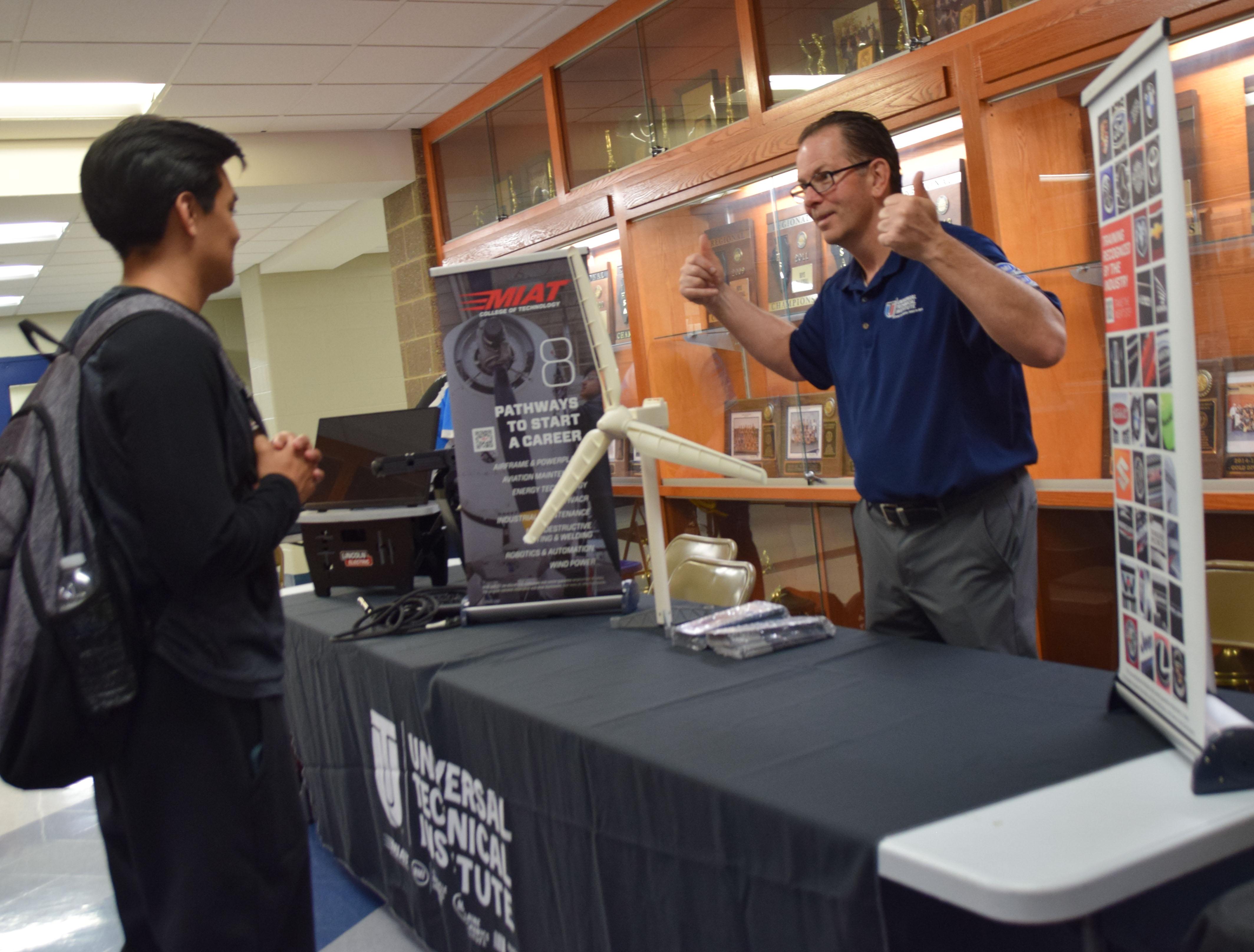 Addison Trail Counseling Department hosts Senior Opportunities Fair to help students develop post-secondary pathways