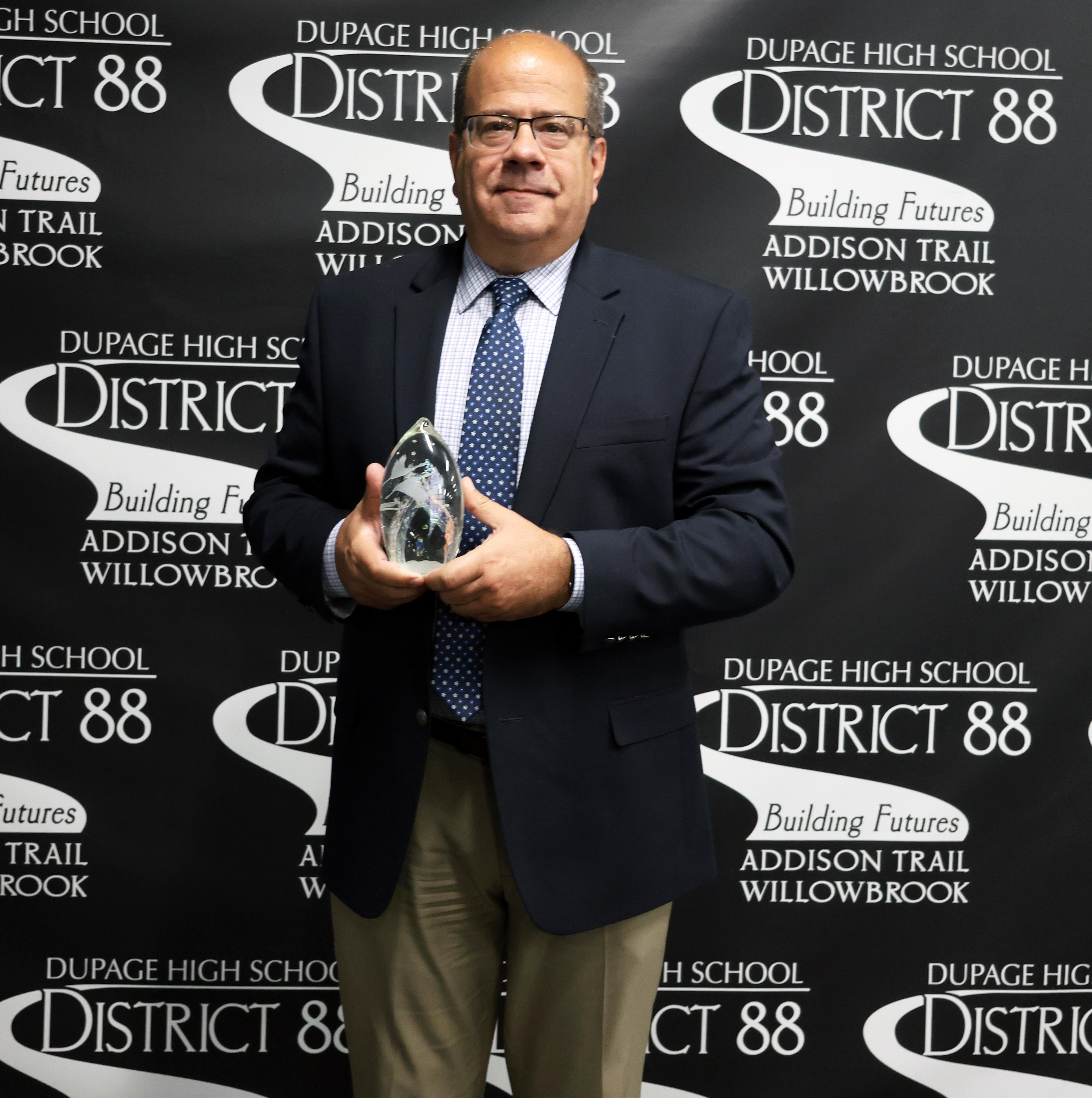 Retiree District 88 Assistant Superintendent for Human Resources honored and celebrated for years of service 